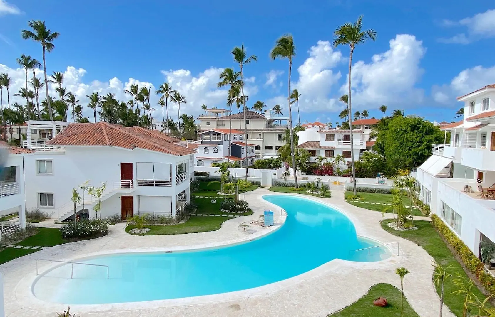 Serenity Villas And Suites - Playa Los Corales Punta Cana