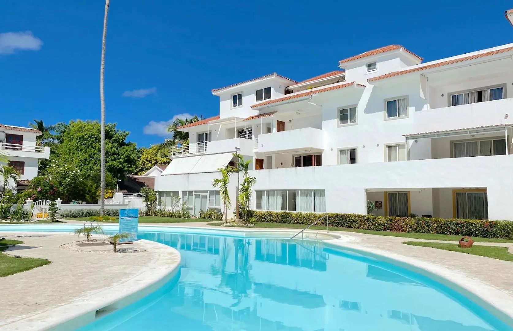 Serenity Villas And Suites - Playa Los Corales Punta Cana